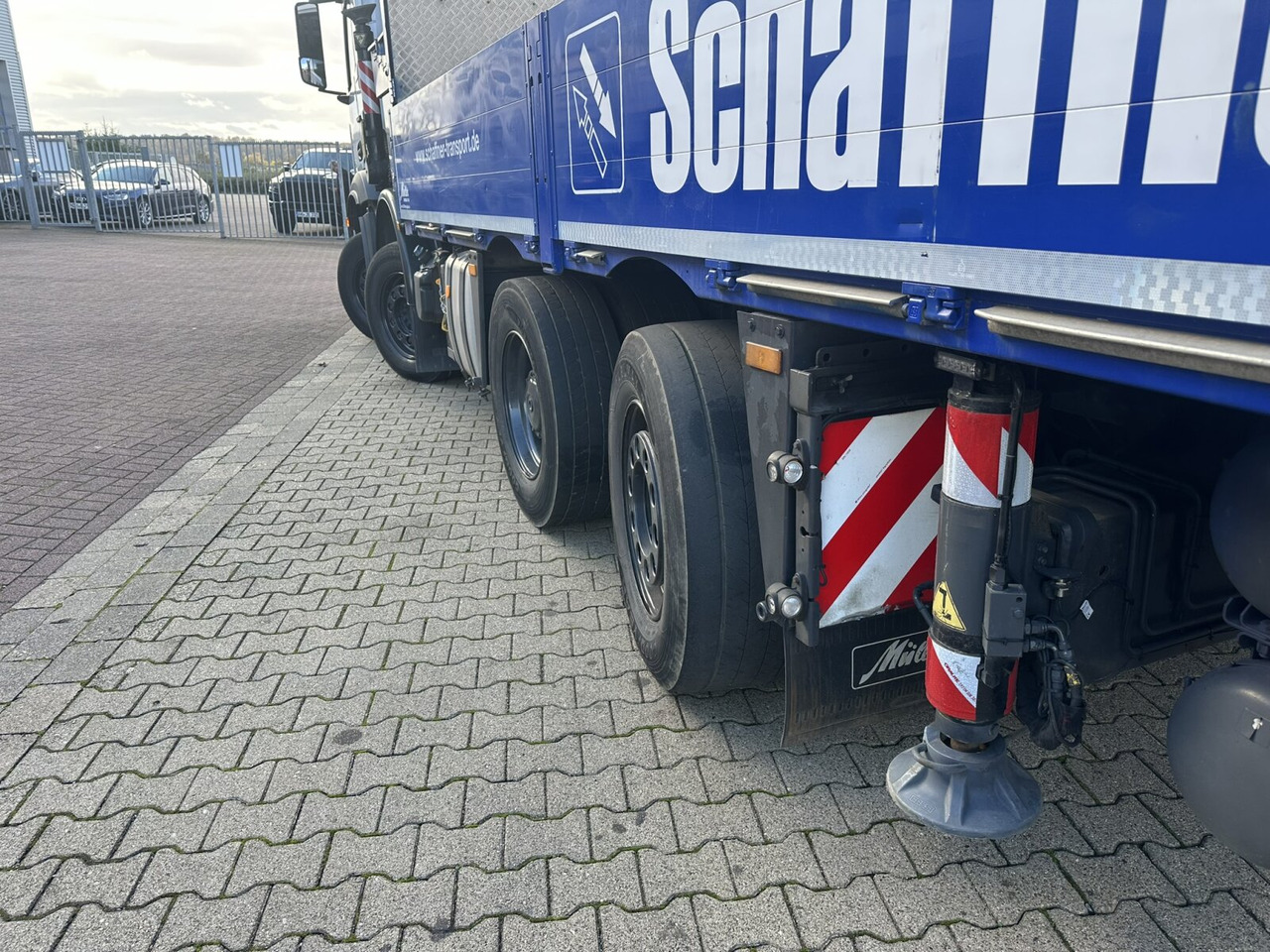 Mercedes-Benz Arocs 3245 L 8x2/6 Arocs 3245 L 8x2/6, Kran Fassi F 545 RA 2.26 XE, Jib, Funk 29,7 m - 400 kg - Автоманипулятор, Грузовик бортовой/ Платформа: фото 3 Mercedes-Benz Arocs 3245 L 8x2/6 Arocs 3245 L 8x2/6, Kran Fassi F 545 RA 2.26 XE, Jib, Funk 29,7 m - 400 kg - Автоманипулятор, Грузовик бортовой/ Платформа: фото 3