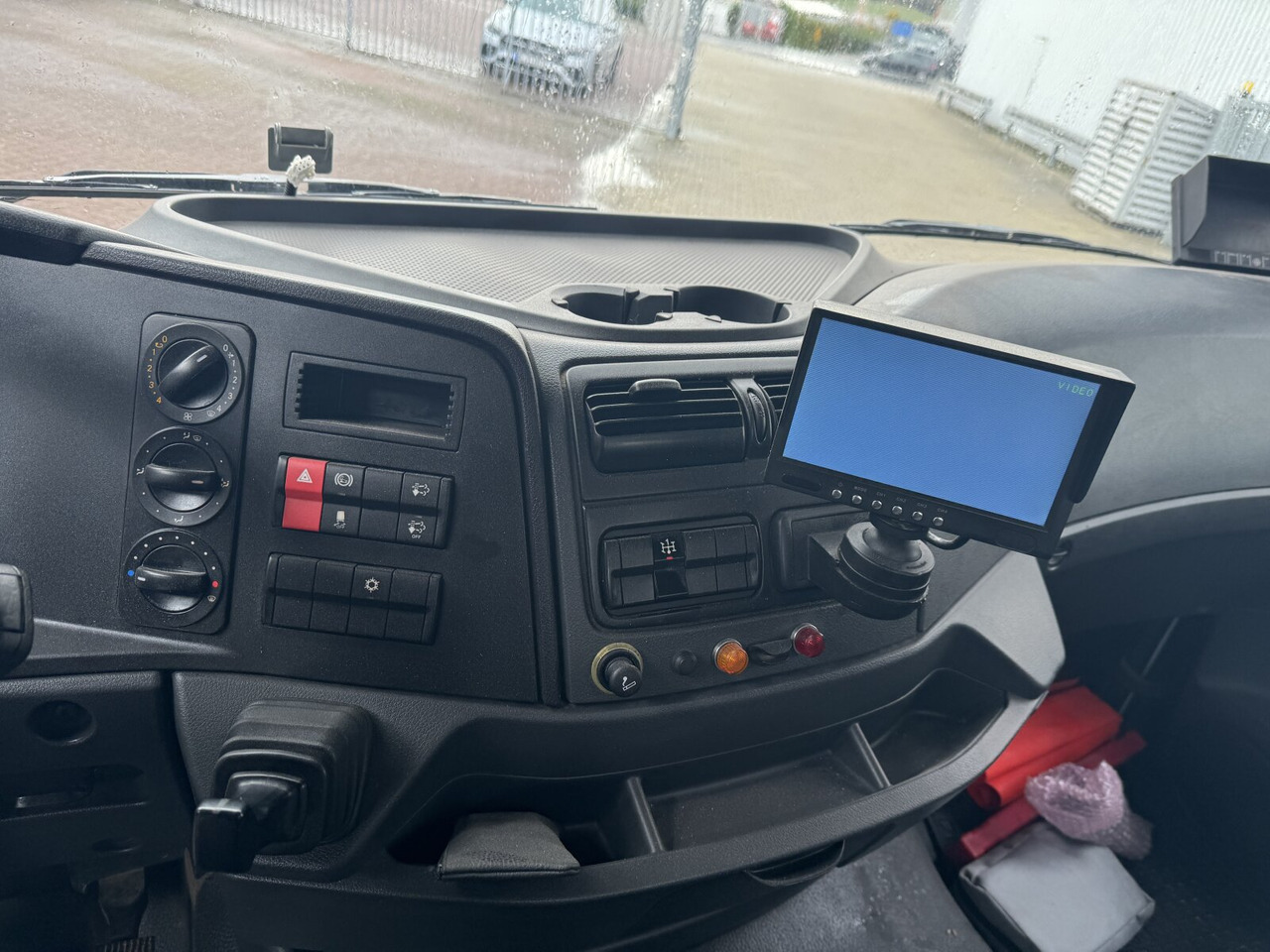 Автоманипулятор, Грузовик бортовой/ Платформа Mercedes-Benz Atego 1223 L 4x2 Atego 1223 L 4x2 mit Heckkran Atlas 88.3-A2L, Funk: фото 7