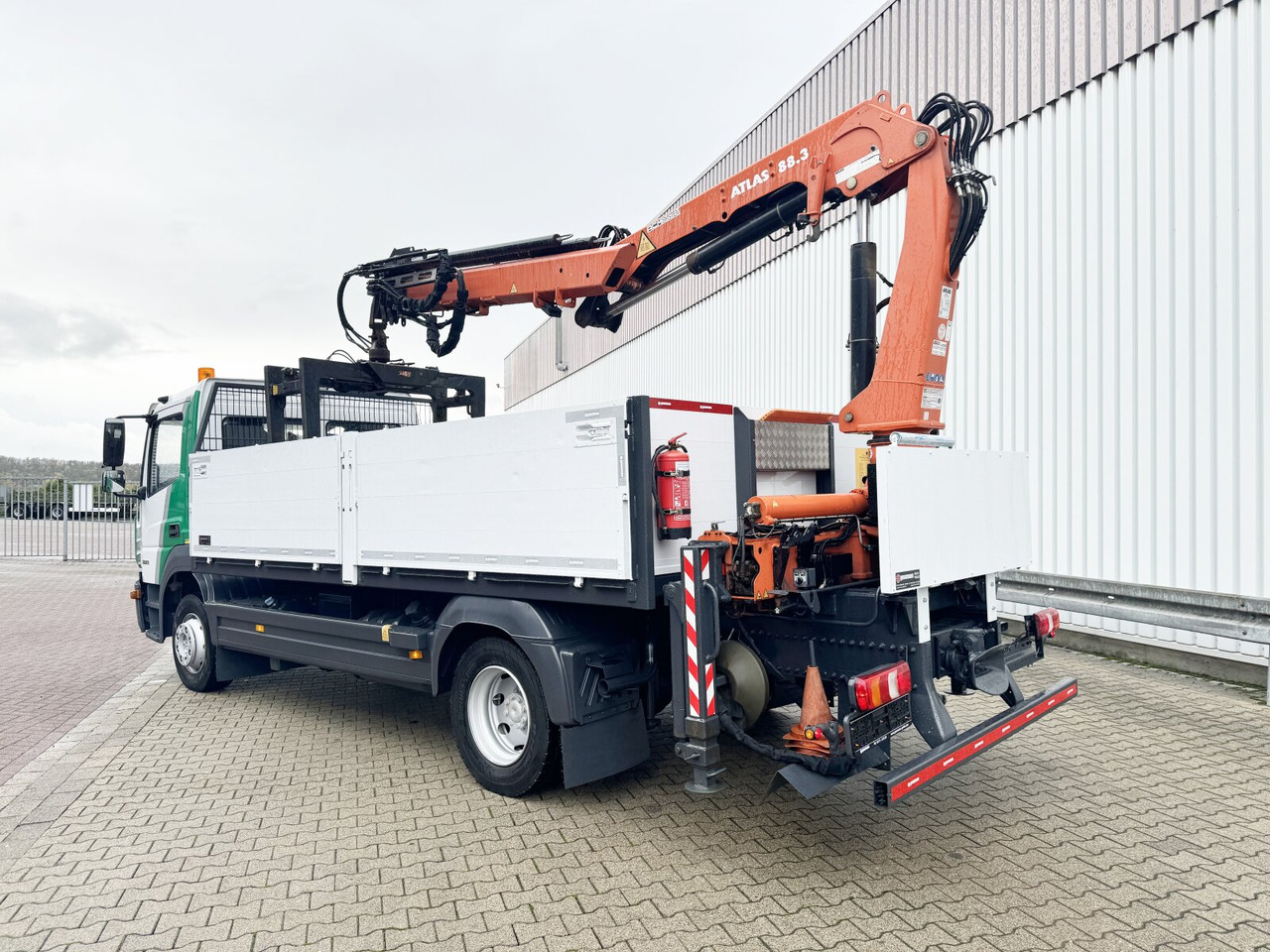 Автоманипулятор, Грузовик бортовой/ Платформа Mercedes-Benz Atego 1223 L 4x2 Atego 1223 L 4x2 mit Heckkran Atlas 88.3-A2L, Funk: фото 14