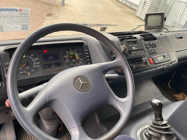Mercedes-Benz Atego 1323 L 4x2 Atego 1323 L 4x2 Kühlkoffer, Carrier, Trennwand, LBW - Рефрижератор: фото 5 Mercedes-Benz Atego 1323 L 4x2 Atego 1323 L 4x2 Kühlkoffer, Carrier, Trennwand, LBW - Рефрижератор: фото 5