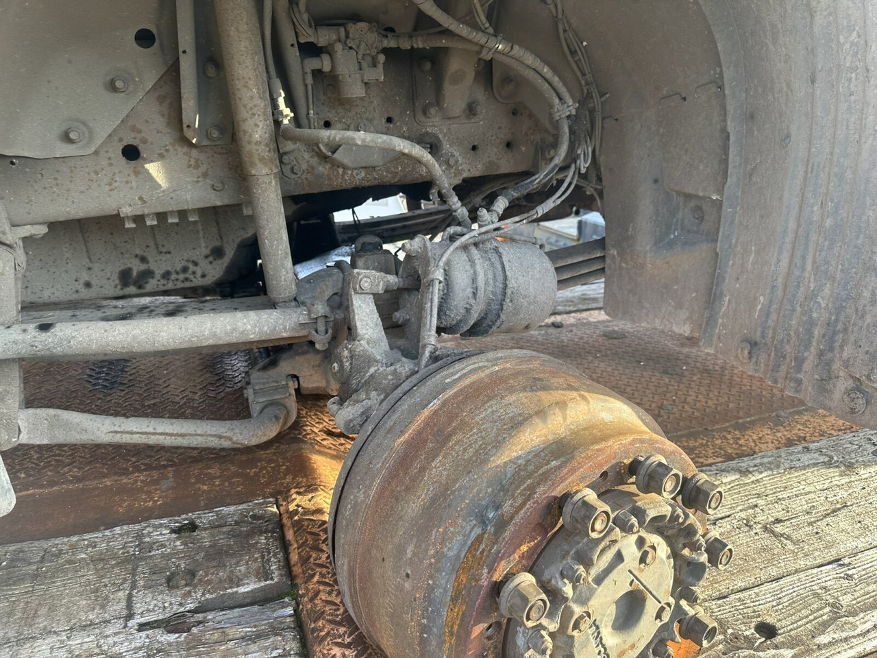 Scania 124C 400 6x6 124C 400 6x6 - Самосвал: фото 2 Scania 124C 400 6x6 124C 400 6x6 - Самосвал: фото 2