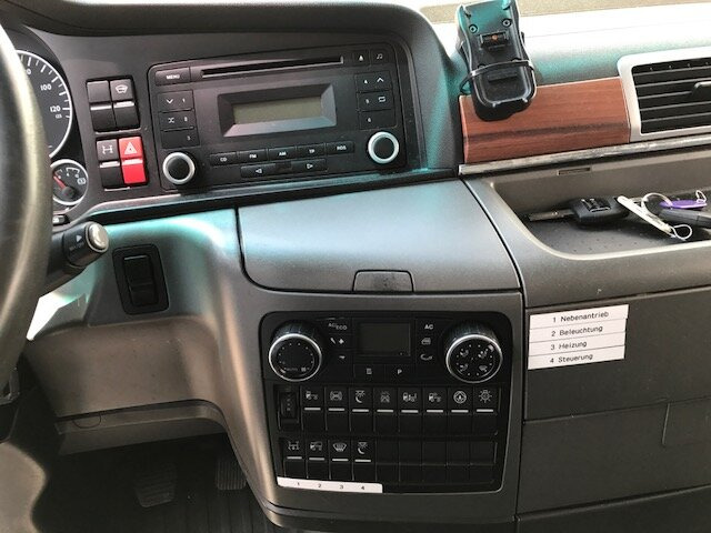 MAN TGX 18.440 4x2 LLS-U TGX 18.440 4x2 LLS-U, Hydraulik, Low Liner, XXL Kabine - Тягач: фото 4 MAN TGX 18.440 4x2 LLS-U TGX 18.440 4x2 LLS-U, Hydraulik, Low Liner, XXL Kabine - Тягач: фото 4