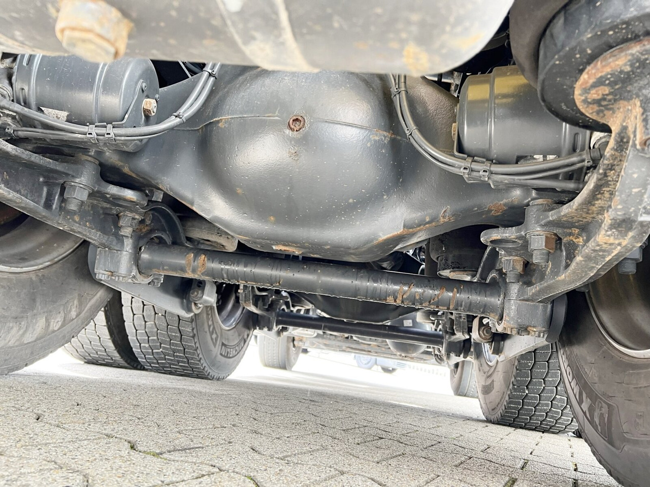 Mercedes-Benz Arocs 3358 LS 6x4 Arocs 3358 LS 6x4, StreamSpace, Turbo-Retarder-Kupplung, Kipphydraulik - Тягач: фото 4 Mercedes-Benz Arocs 3358 LS 6x4 Arocs 3358 LS 6x4, StreamSpace, Turbo-Retarder-Kupplung, Kipphydraulik - Тягач: фото 4