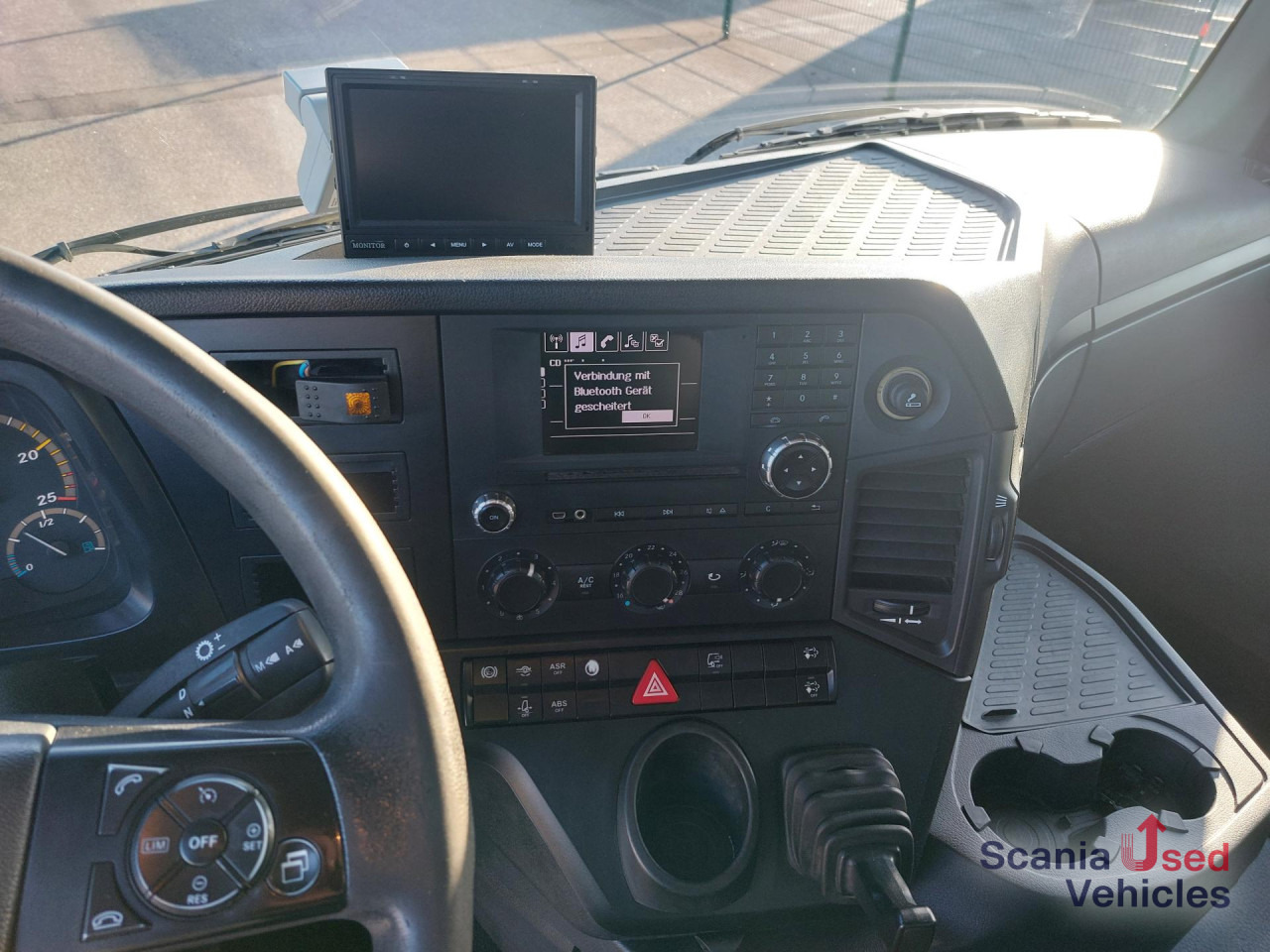 MERCEDES-BENZ Arocs 4142K Abroll Kipper HIAB XR26S51 / AP-Achsen - Самосвал: фото 4 MERCEDES-BENZ Arocs 4142K Abroll Kipper HIAB XR26S51 / AP-Achsen - Самосвал: фото 4