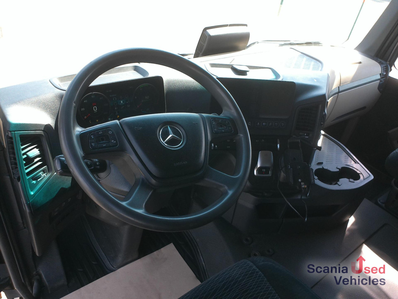 MERCEDES-BENZ Actros 1846LS mit Hydraulik - Тягач: фото 2 MERCEDES-BENZ Actros 1846LS mit Hydraulik - Тягач: фото 2