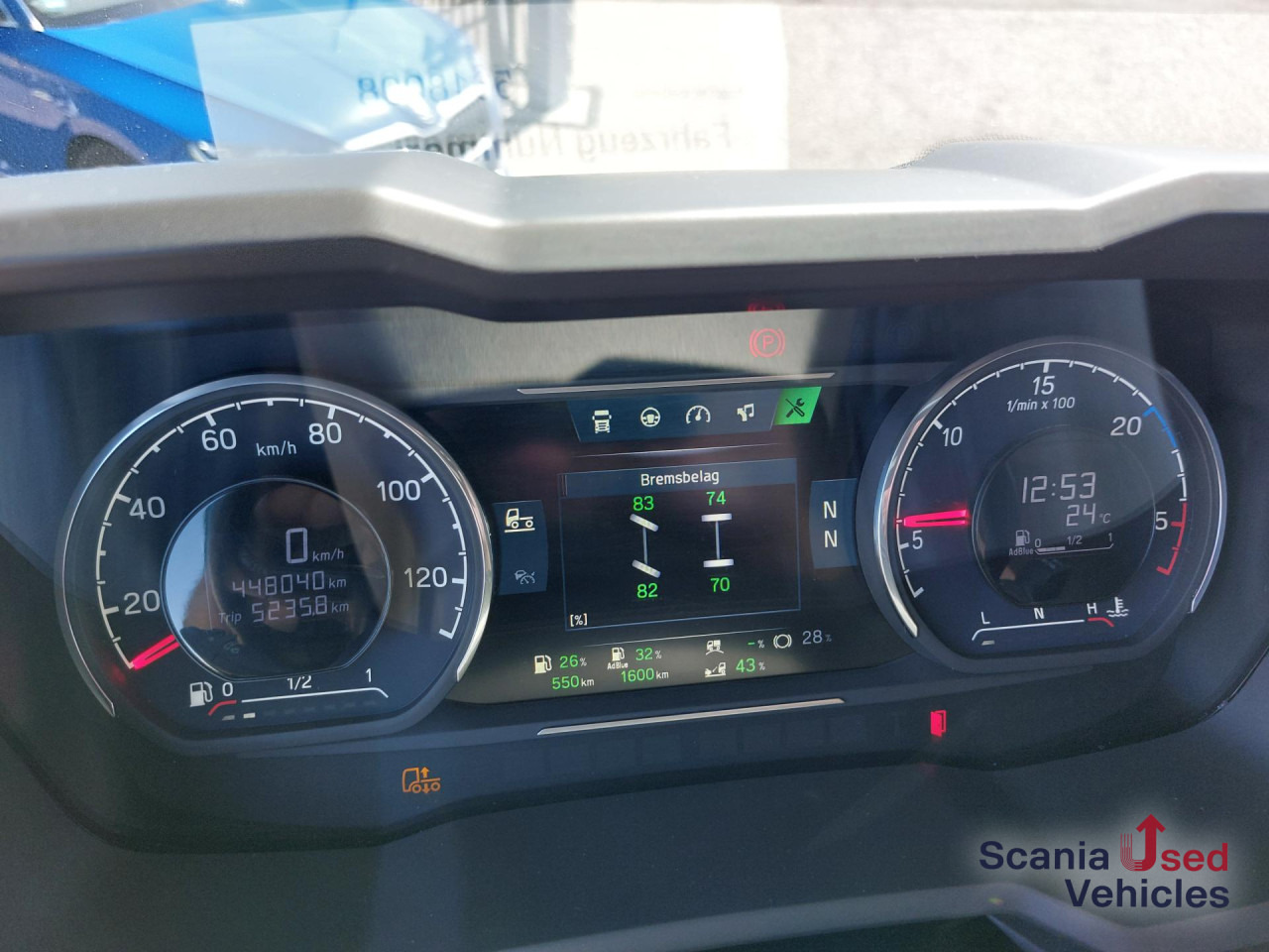 SCANIA R 450 A4X2 EB Volumen Mega Jumbo Standklima DAB - Тягач: фото 4 SCANIA R 450 A4X2 EB Volumen Mega Jumbo Standklima DAB - Тягач: фото 4