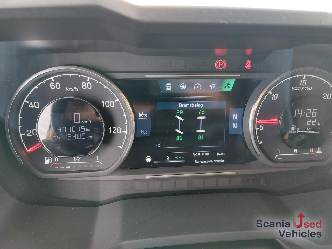 SCANIA R 450 A4x2EB Volumen Mega Jumbo Vollluft - Тягач: фото 4 SCANIA R 450 A4x2EB Volumen Mega Jumbo Vollluft - Тягач: фото 4