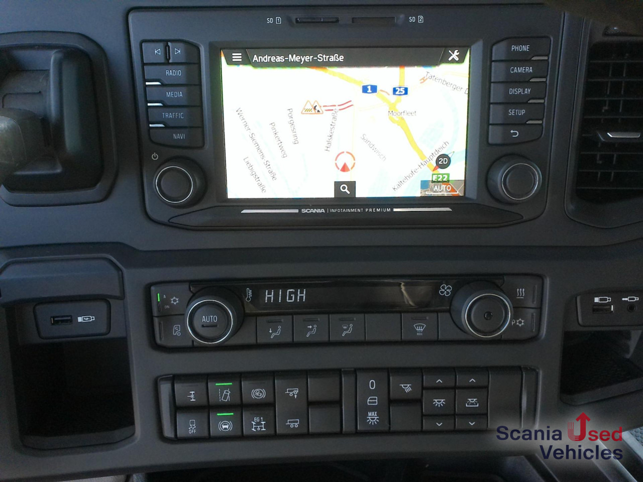 SCANIA R 460 A4x2NA - Тягач: фото 3 SCANIA R 460 A4x2NA - Тягач: фото 3