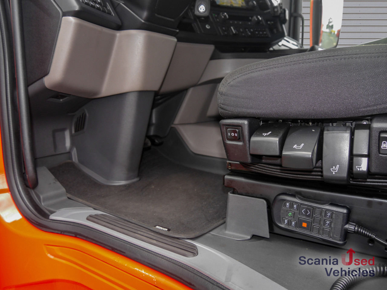 SCANIA R 410 B6x2*4LB Jumbo, Lenkachse, Standklima - Грузовик-контейнеровоз/ Сменный кузов: фото 4 SCANIA R 410 B6x2*4LB Jumbo, Lenkachse, Standklima - Грузовик-контейнеровоз/ Сменный кузов: фото 4