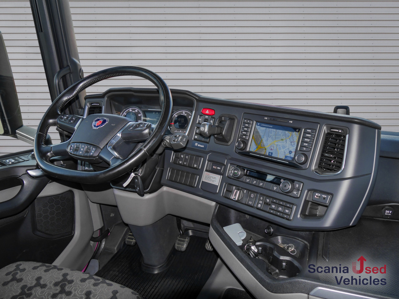 SCANIA R 410 B6x2*4NB - Pritsche / Plane / Hecktüren - - Тентованный грузовик: фото 3 SCANIA R 410 B6x2*4NB - Pritsche / Plane / Hecktüren - - Тентованный грузовик: фото 3