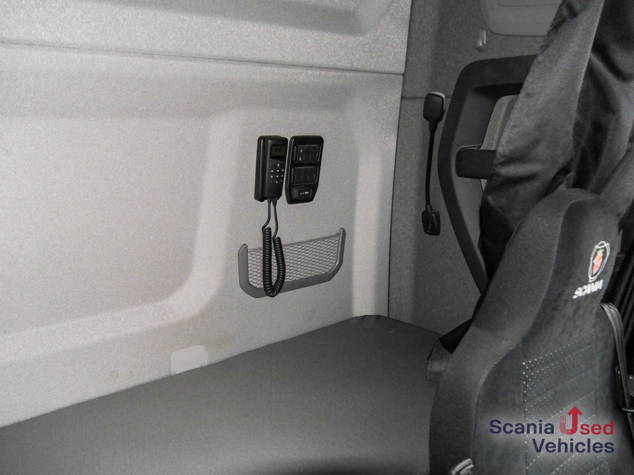 SCANIA R 410 B6x2*4NB - Pritsche / Plane / LBW - - Тентованный грузовик: фото 3 SCANIA R 410 B6x2*4NB - Pritsche / Plane / LBW - - Тентованный грузовик: фото 3