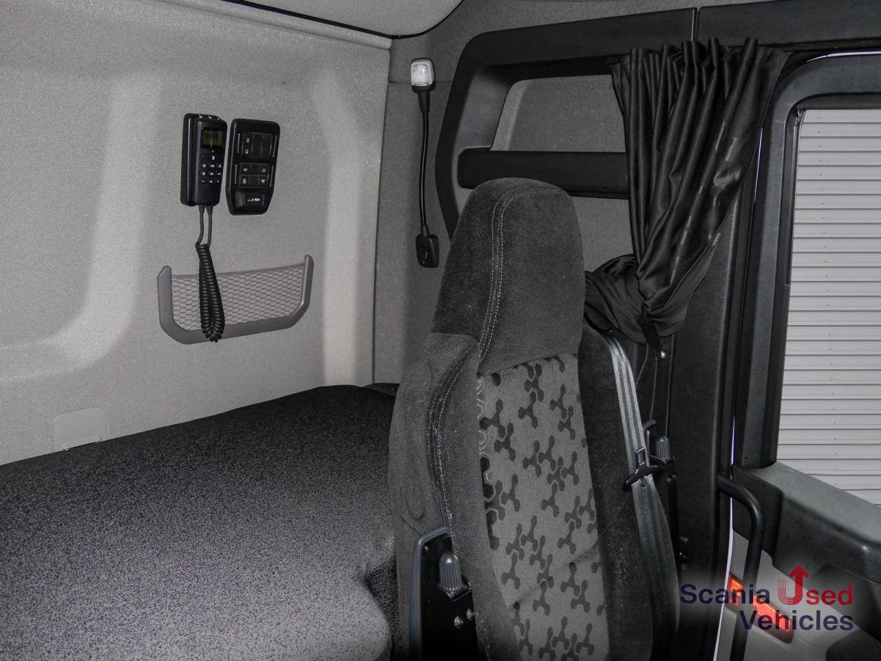 SCANIA R 460 A4x2NA - SUPER - - Тягач: фото 2 SCANIA R 460 A4x2NA - SUPER - - Тягач: фото 2