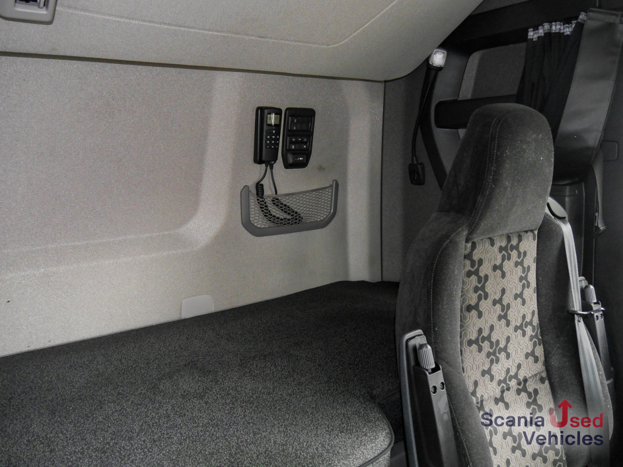 SCANIA S 460 A4x2NB - Тягач: фото 2 SCANIA S 460 A4x2NB - Тягач: фото 2