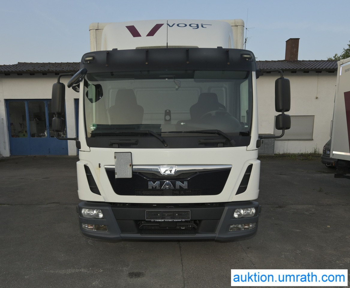 MAN TGL 12.250 4x2 L/BL Koffer Ladebordwand Klimaautomatik NAVI Luftfederung Automatikgetriebe EURO 6 - Грузовик с закрытым кузовом: фото 2 MAN TGL 12.250 4x2 L/BL Koffer Ladebordwand Klimaautomatik NAVI Luftfederung Automatikgetriebe EURO 6 - Грузовик с закрытым кузовом: фото 2