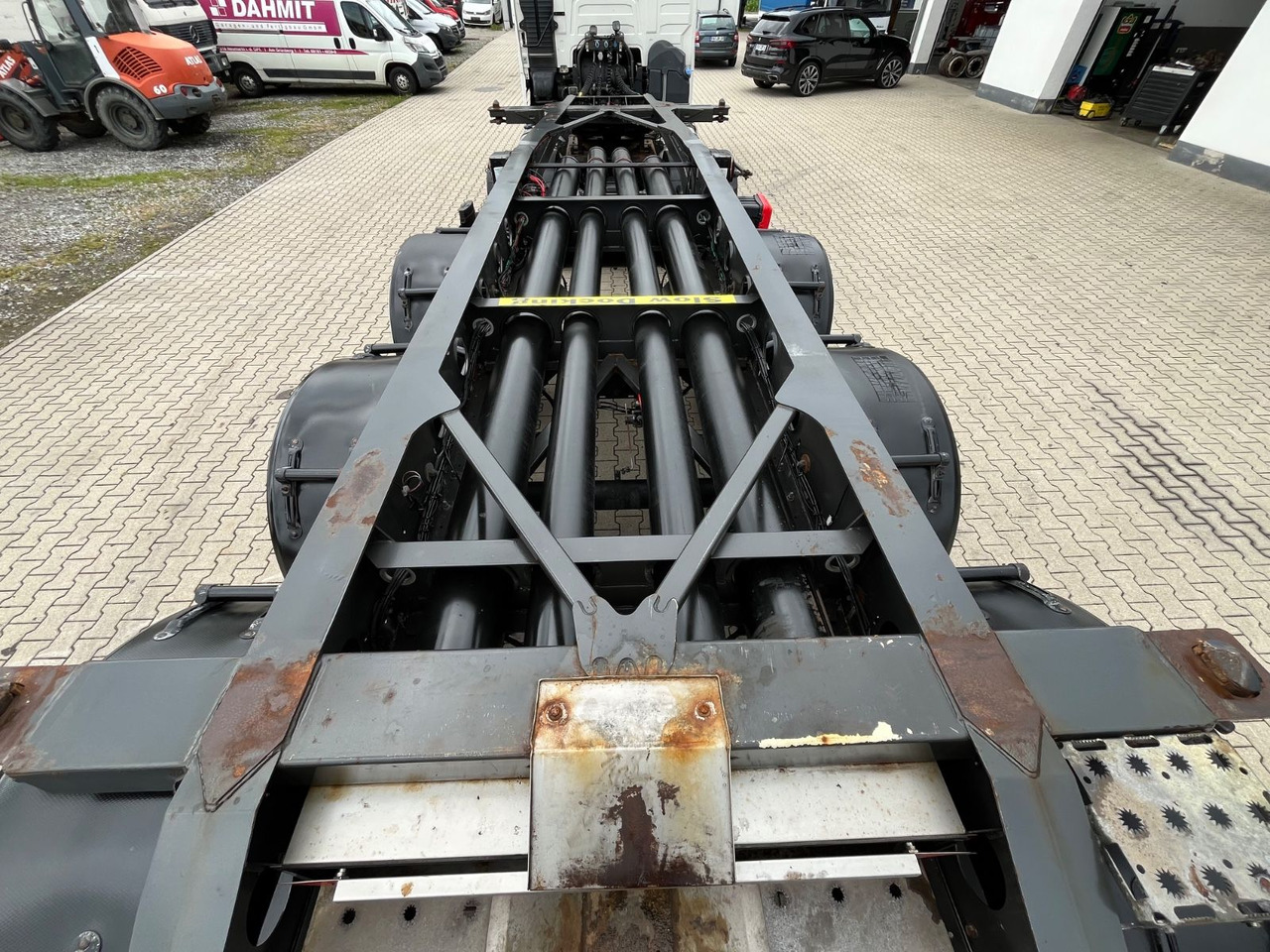 Fliegl Tank Container Chassis 20ft ADR - Полуприцеп-контейнеровоз/ Сменный кузов: фото 5 Fliegl Tank Container Chassis 20ft ADR - Полуприцеп-контейнеровоз/ Сменный кузов: фото 5