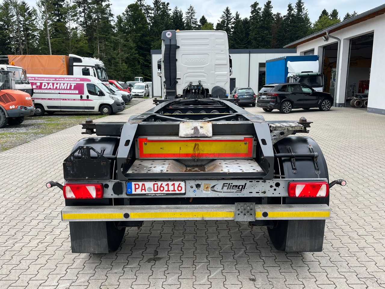 Fliegl Tank Container Chassis 20ft ADR - Полуприцеп-контейнеровоз/ Сменный кузов: фото 3 Fliegl Tank Container Chassis 20ft ADR - Полуприцеп-контейнеровоз/ Сменный кузов: фото 3