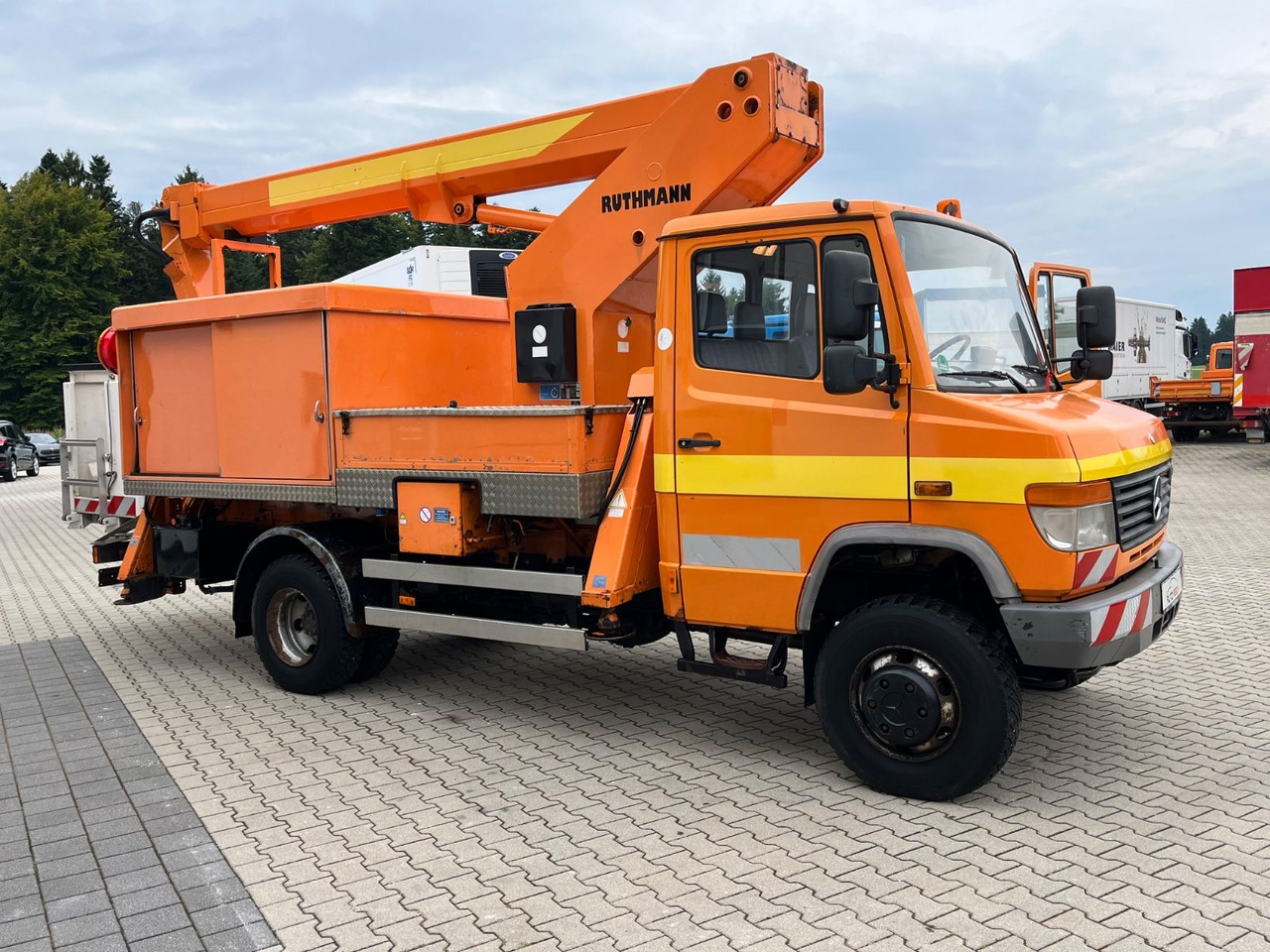 Mercedes-Benz Vario 814 DA 4x4 Ruthmann T 170 - Грузовик с подъемником: фото 5 Mercedes-Benz Vario 814 DA 4x4 Ruthmann T 170 - Грузовик с подъемником: фото 5