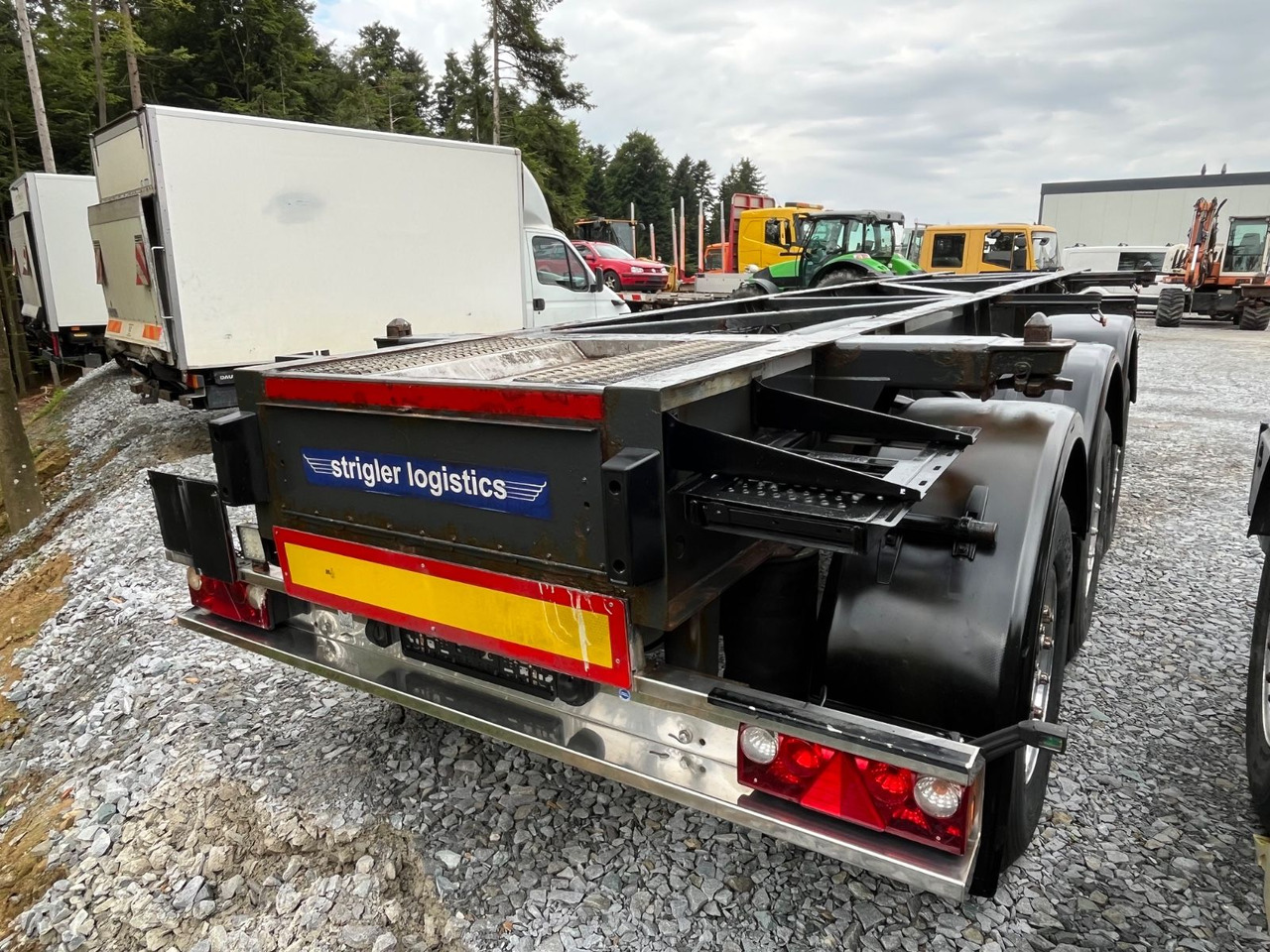 Schwarzmüller S1 R-Serie Tank Chassis ADR SAF Alufelgen - Полуприцеп-контейнеровоз/ Сменный кузов: фото 2 Schwarzmüller S1 R-Serie Tank Chassis ADR SAF Alufelgen - Полуприцеп-контейнеровоз/ Сменный кузов: фото 2