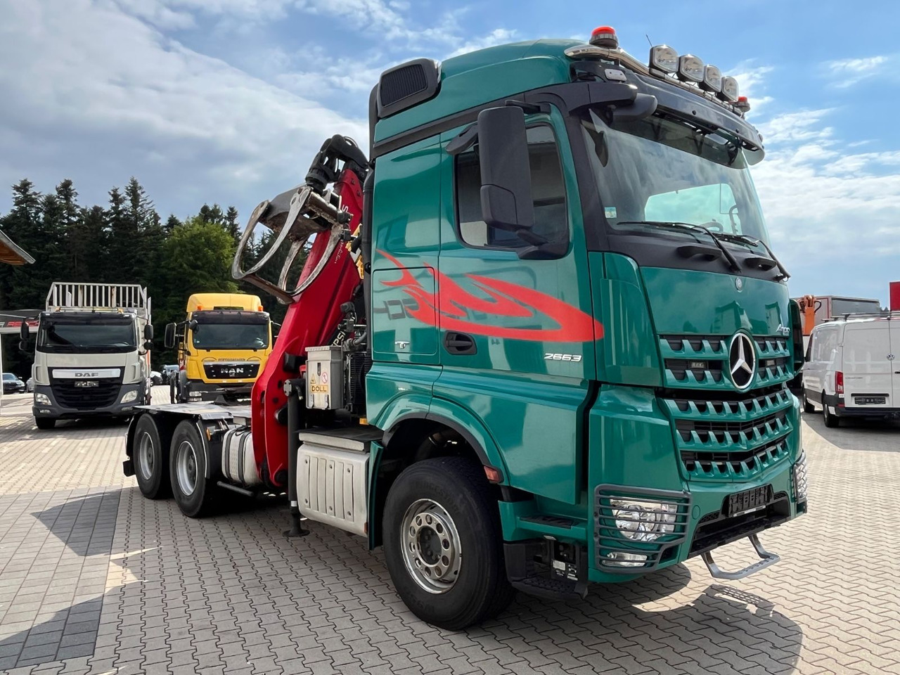 Mercedes-Benz Arocs 2663 6x4 mit Epsilon S260Z Langholzkran - Тягач: фото 4 Mercedes-Benz Arocs 2663 6x4 mit Epsilon S260Z Langholzkran - Тягач: фото 4