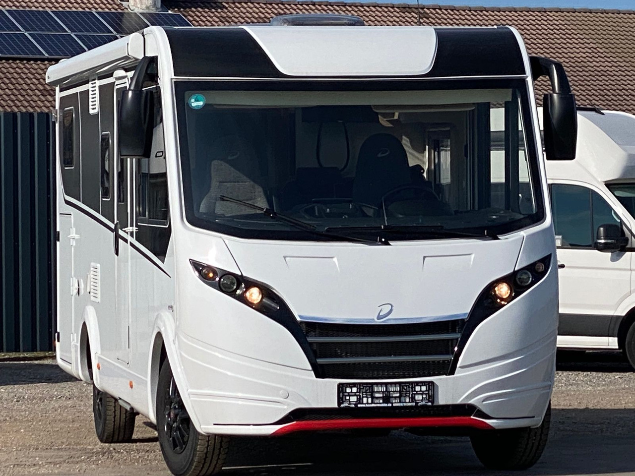Dethleffs Globebus I 6,Ländbetten, Hubbett,4 personen - Интегрированный автодом: фото 1 Dethleffs Globebus I 6,Ländbetten, Hubbett,4 personen - Интегрированный автодом: фото 1