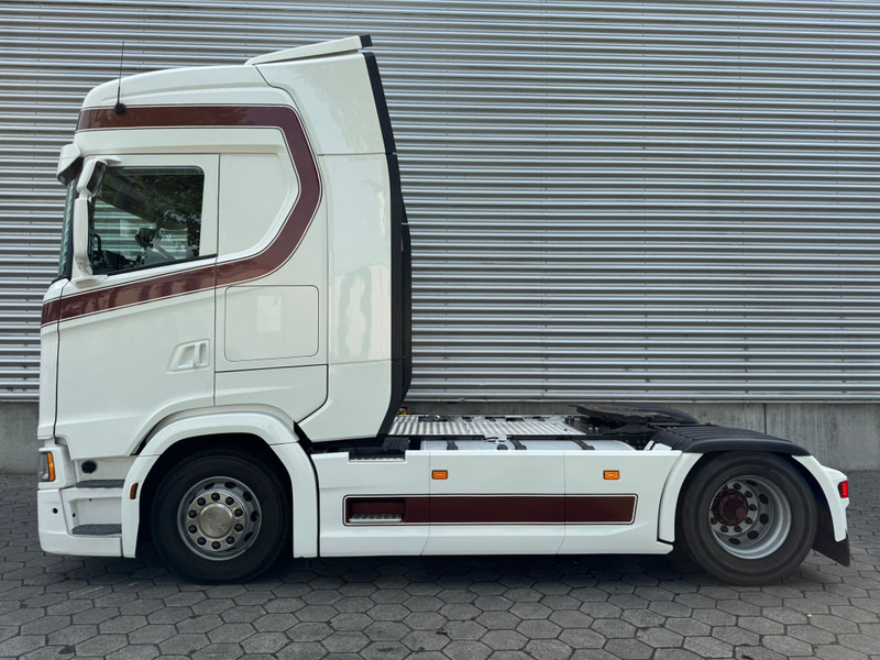 Scania S450 / Retarder / Full Air / Night Klima / 2 Tanks / TUV: 3-2026 / Belgium Truck - Тягач: фото 5 Scania S450 / Retarder / Full Air / Night Klima / 2 Tanks / TUV: 3-2026 / Belgium Truck - Тягач: фото 5