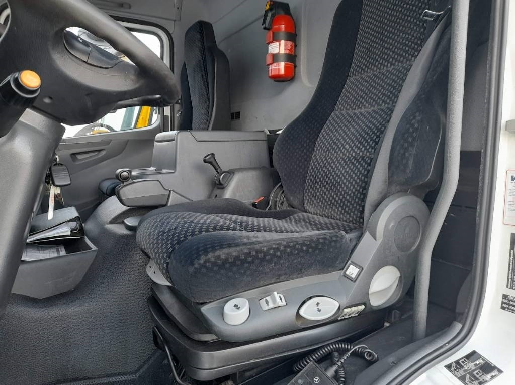 Mercedes-Benz Atego - Грузовик с закрытым кузовом: фото 4 Mercedes-Benz Atego - Грузовик с закрытым кузовом: фото 4