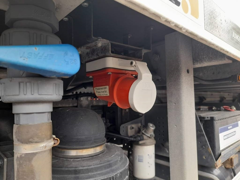 Volvo FL 210 - Рефрижератор: фото 3 Volvo FL 210 - Рефрижератор: фото 3