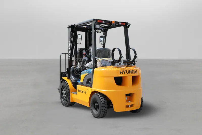 Hyundai Forklift 30LE-7 3 TONS LPG 3 STAGE - Газовый погрузчик: фото 5 Hyundai Forklift 30LE-7 3 TONS LPG 3 STAGE - Газовый погрузчик: фото 5