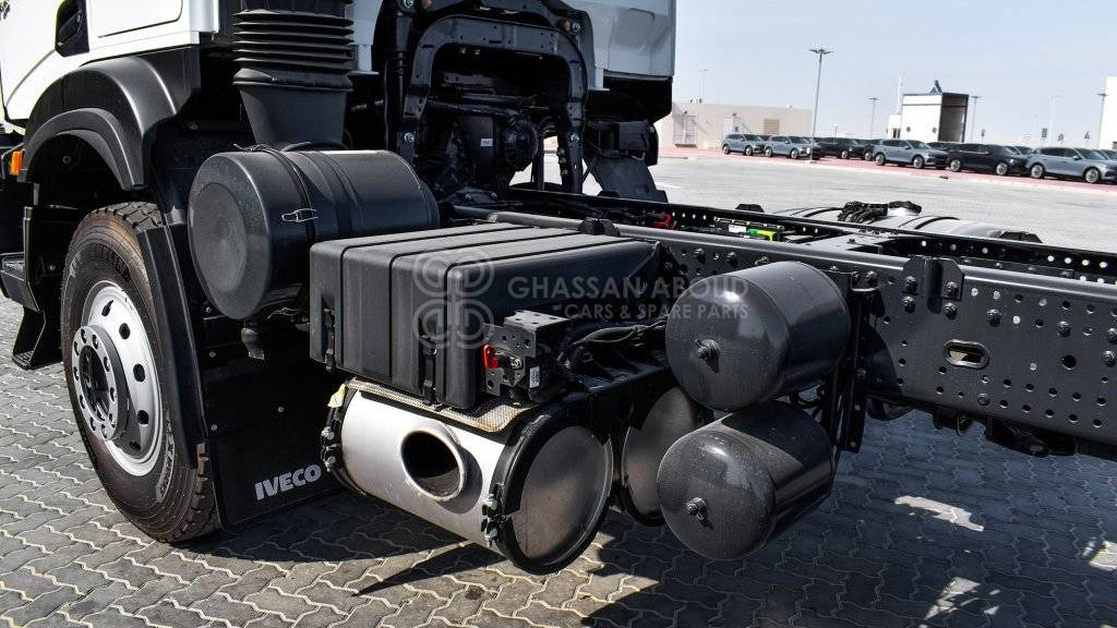 Грузовик-шасси IVECO T-WAY Chassis  6×4 AT380T47H WHEELBASE 4500 MY24: фото 9