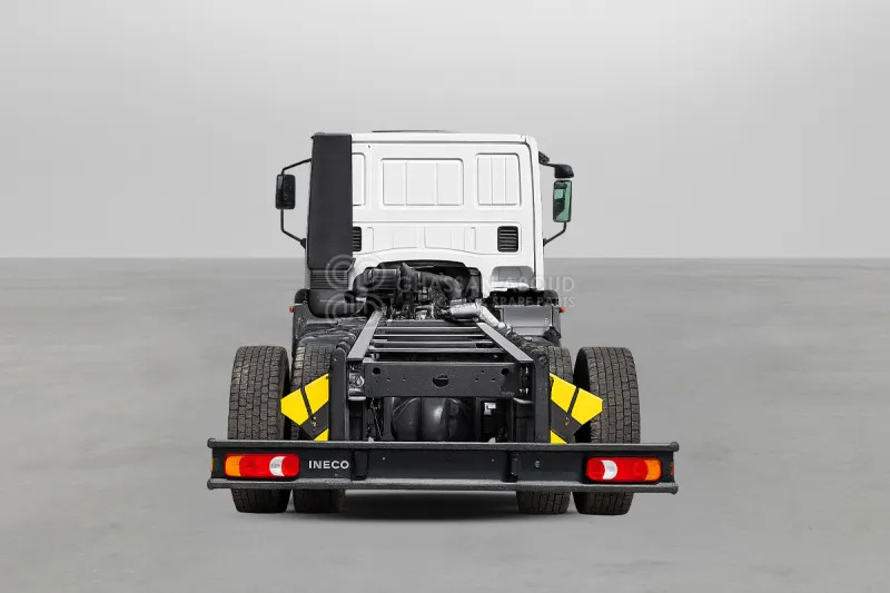 Iveco Euro Cargo ML180 4x2 Chassis - Грузовик-шасси: фото 3 Iveco Euro Cargo ML180 4x2 Chassis - Грузовик-шасси: фото 3