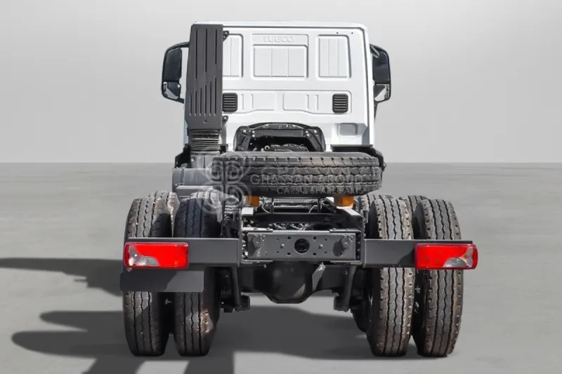 Iveco T-WAY AD380T47H 6x4 R24 Tyres Chassis - Barcelona Stock - Грузовик-шасси: фото 3 Iveco T-WAY AD380T47H 6x4 R24 Tyres Chassis - Barcelona Stock - Грузовик-шасси: фото 3