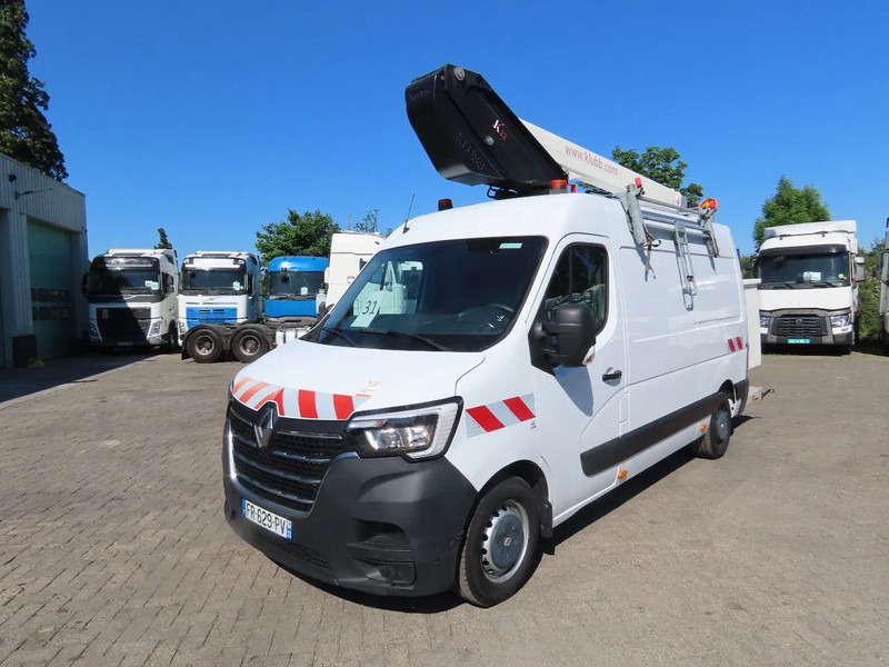 Renault Master 77000 km, 10,5 m, KLUBB, 3500 kg, euro6 - Лёгкий коммерческий автомобиль: фото 1 Renault Master 77000 km, 10,5 m, KLUBB, 3500 kg, euro6 - Лёгкий коммерческий автомобиль: фото 1