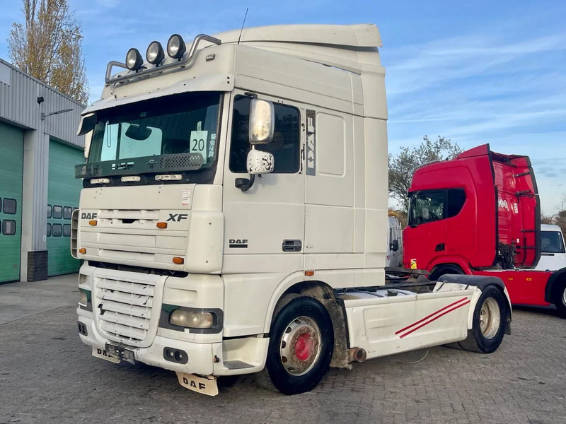 DAF XF 105.460 Manual gearbox! - Тягач: фото 1 DAF XF 105.460 Manual gearbox! - Тягач: фото 1