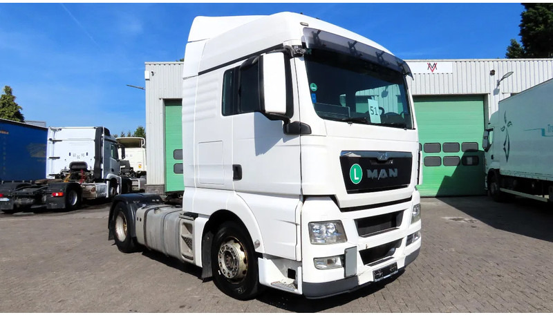MAN TGX.18.400 euro5 EEV, RETARDER, 2X FUEL TANK, FRIGO - Тягач: фото 2 MAN TGX.18.400 euro5 EEV, RETARDER, 2X FUEL TANK, FRIGO - Тягач: фото 2