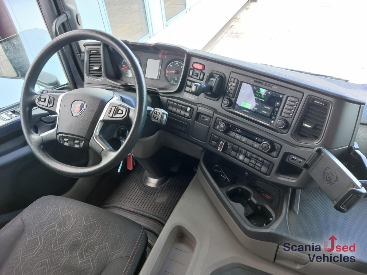 SCANIA G 410 B8x4HZ Dreiseitenkipper - Самосвал: фото 3 SCANIA G 410 B8x4HZ Dreiseitenkipper - Самосвал: фото 3