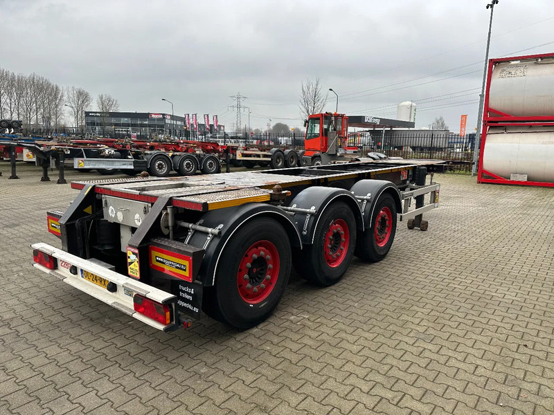 Burg 20FT ADR (EX/II, EX/III, FL, AT) Chassis, Empty weight : 3.690kg, SAF INTRADISC, 2x Liftaxle, NL-chassis - Полуприцеп-контейнеровоз/ Сменный кузов: фото 3 Burg 20FT ADR (EX/II, EX/III, FL, AT) Chassis, Empty weight : 3.690kg, SAF INTRADISC, 2x Liftaxle, NL-chassis - Полуприцеп-контейнеровоз/ Сменный кузов: фото 3