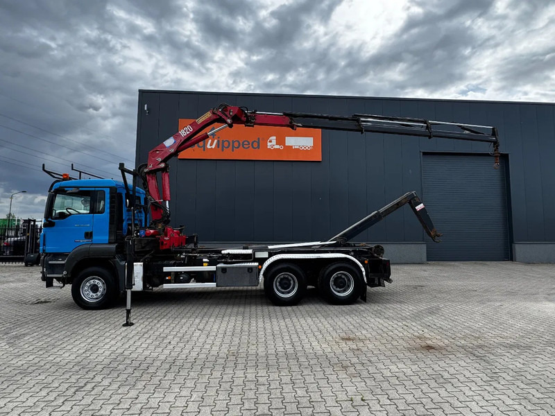 MAN TGS 33.440 6x4, EURO-4, HMF 1823 Crane + VDL HOOK, full spring, manual gearbox, MOT 03/2026 - Крюковой мультилифт, Автоманипулятор: фото 1 MAN TGS 33.440 6x4, EURO-4, HMF 1823 Crane + VDL HOOK, full spring, manual gearbox, MOT 03/2026 - Крюковой мультилифт, Автоманипулятор: фото 1
