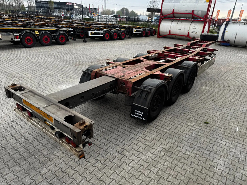 Schmitz Cargobull 40FT HC-chassis, disc, liftaxle, extendable at the rear, WITH WORK!!! - Полуприцеп-контейнеровоз/ Сменный кузов: фото 3 Schmitz Cargobull 40FT HC-chassis, disc, liftaxle, extendable at the rear, WITH WORK!!! - Полуприцеп-контейнеровоз/ Сменный кузов: фото 3