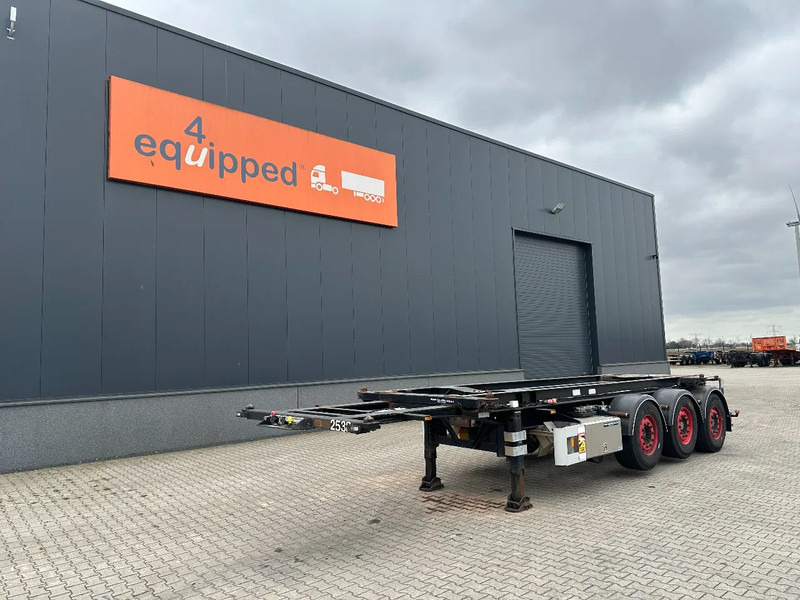 Van Hool 20FT Tipping-chassis, ADR (EX/II, EX/III, FL, AT, OX), SAF, 2 liftaxles - Полуприцеп-контейнеровоз/ Сменный кузов: фото 2 Van Hool 20FT Tipping-chassis, ADR (EX/II, EX/III, FL, AT, OX), SAF, 2 liftaxles - Полуприцеп-контейнеровоз/ Сменный кузов: фото 2