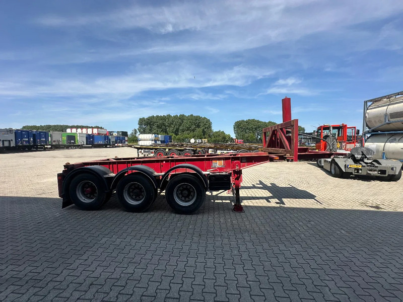 Van Hool 3 AXLE 20FT TIPPING-CHASSIS, BPW + disc, liftaxle, steering axle, BROKEN HYVA-CYLINDER - Полуприцеп-контейнеровоз/ Сменный кузов: фото 3 Van Hool 3 AXLE 20FT TIPPING-CHASSIS, BPW + disc, liftaxle, steering axle, BROKEN HYVA-CYLINDER - Полуприцеп-контейнеровоз/ Сменный кузов: фото 3