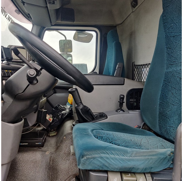 Грузовик с подъемником DAF CF: фото 11