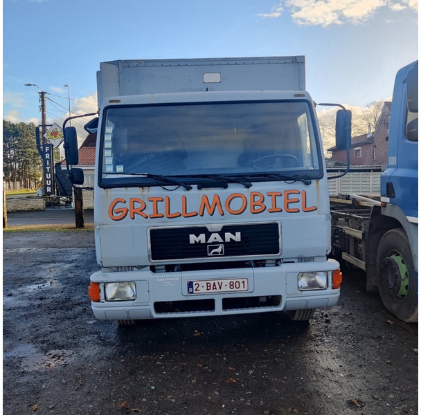 MAN 26.372 - Грузовик с закрытым кузовом: фото 4 MAN 26.372 - Грузовик с закрытым кузовом: фото 4