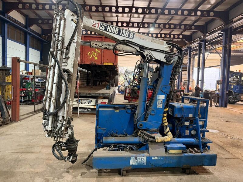 Hiab 130 R F-3 ROLKRAAN (3x ext HYDR + rotator) - HATZ SILENT PACK DIESEL MOTOR - Кран-манипулятор для Грузовиков: фото 2 Hiab 130 R F-3 ROLKRAAN (3x ext HYDR + rotator) - HATZ SILENT PACK DIESEL MOTOR - Кран-манипулятор для Грузовиков: фото 2