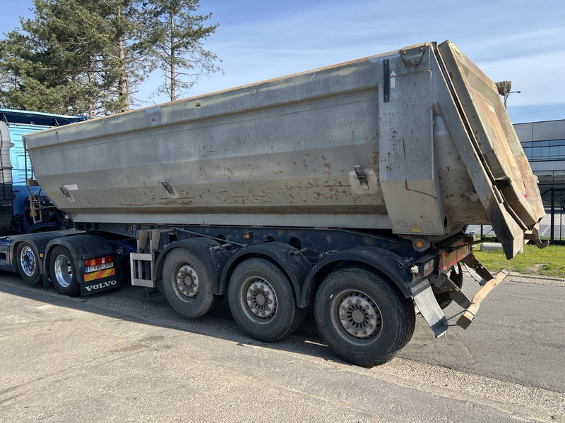 Kempf SKM 35/3 - 7,7m - 30m3 - LIFT AXLE - DISC BRAKES AIR SUSPENSION - STEEL CHASSIS - STEEL BODY - Самосвальный полуприцеп: фото 5 Kempf SKM 35/3 - 7,7m - 30m3 - LIFT AXLE - DISC BRAKES AIR SUSPENSION - STEEL CHASSIS - STEEL BODY - Самосвальный полуприцеп: фото 5
