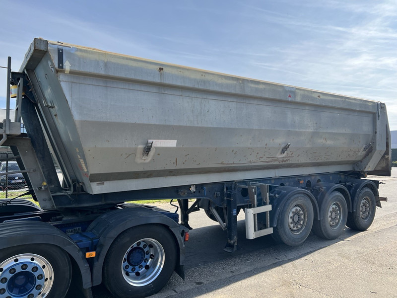Kempf SKM 35/3 - 7,7m - 30m3 - LIFT AXLE - DISC BRAKES AIR SUSPENSION - STEEL CHASSIS - STEEL BODY - Самосвальный полуприцеп: фото 2 Kempf SKM 35/3 - 7,7m - 30m3 - LIFT AXLE - DISC BRAKES AIR SUSPENSION - STEEL CHASSIS - STEEL BODY - Самосвальный полуприцеп: фото 2