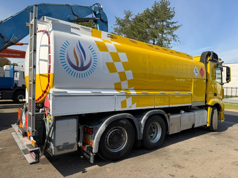 Mercedes-Benz ANTOS 2632 6x2 FUEL TANKER 16.000L - 4 COMP - DIESEL / PETROL - RETARDER - EURO 6 - LIFT / STEERING AXLE - *FULL AIR* - BE TRUCK - Грузовик-цистерна: фото 5 Mercedes-Benz ANTOS 2632 6x2 FUEL TANKER 16.000L - 4 COMP - DIESEL / PETROL - RETARDER - EURO 6 - LIFT / STEERING AXLE - *FULL AIR* - BE TRUCK - Грузовик-цистерна: фото 5