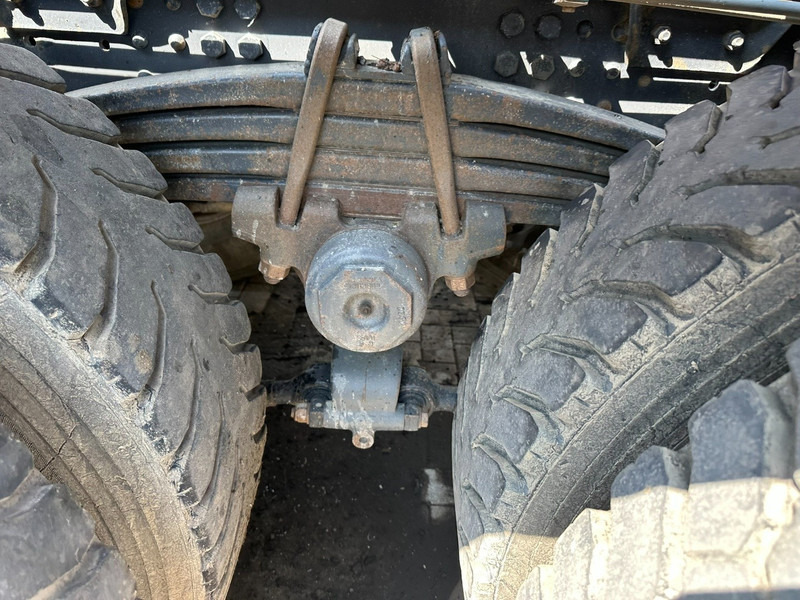 Scania 114C-340 6x4 HOOKLIFT 20T GANCHO - SPRING / BALLESTAS - MANUAL - EURO 3 - FR TRUCK - Крюковой мультилифт: фото 4 Scania 114C-340 6x4 HOOKLIFT 20T GANCHO - SPRING / BALLESTAS - MANUAL - EURO 3 - FR TRUCK - Крюковой мультилифт: фото 4