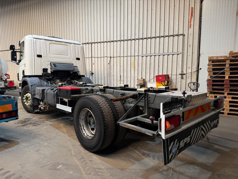 Scania P310 4x2 CHASSIS - ADR (ex tanker) - *322.000km* - AIR SUSPENSION - MANUAL - BE TRUCK - Грузовик-шасси: фото 3 Scania P310 4x2 CHASSIS - ADR (ex tanker) - *322.000km* - AIR SUSPENSION - MANUAL - BE TRUCK - Грузовик-шасси: фото 3