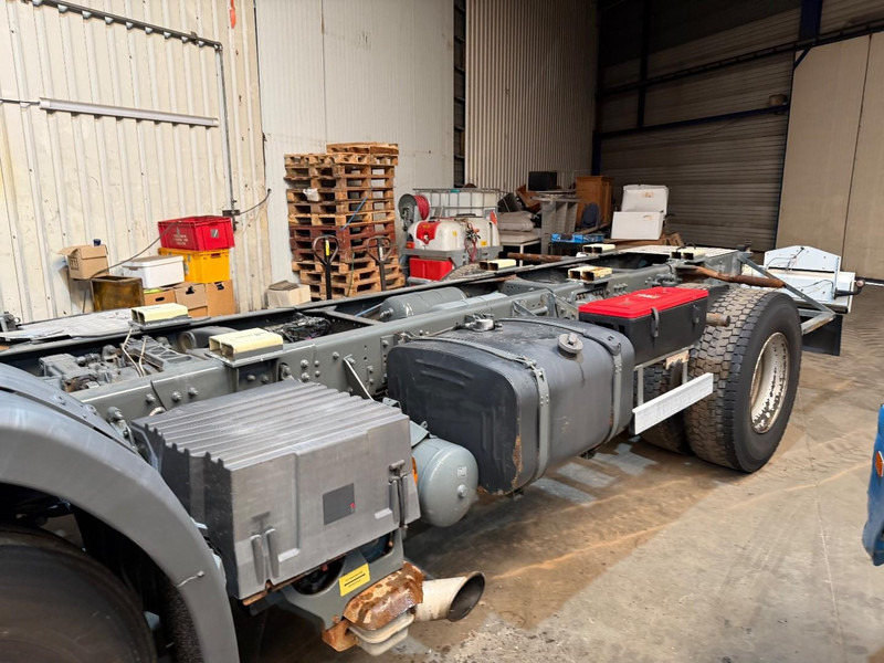 Scania P310 4x2 CHASSIS - ADR (ex tanker) - *322.000km* - AIR SUSPENSION - MANUAL - BE TRUCK - Грузовик-шасси: фото 5 Scania P310 4x2 CHASSIS - ADR (ex tanker) - *322.000km* - AIR SUSPENSION - MANUAL - BE TRUCK - Грузовик-шасси: фото 5