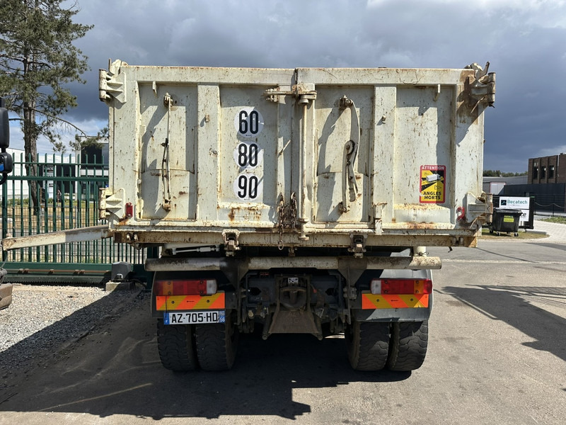 Scania P340 6x4 TIPPER / KIPPER - BORDMATIC - MANUAL - BIG AXLES / AP ACHSEN - SPRING / BLATT - *355.000km* - EURO 4 - Самосвал: фото 5 Scania P340 6x4 TIPPER / KIPPER - BORDMATIC - MANUAL - BIG AXLES / AP ACHSEN - SPRING / BLATT - *355.000km* - EURO 4 - Самосвал: фото 5